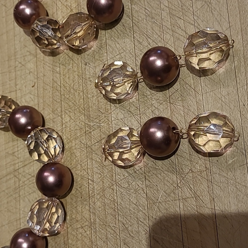 Jewelry - Picture 3 of 5
